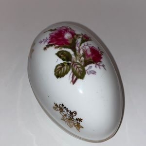 Vintage Lefton Moss Ross Egg Shaped Covered Trinket or Jewelry Box NE2209